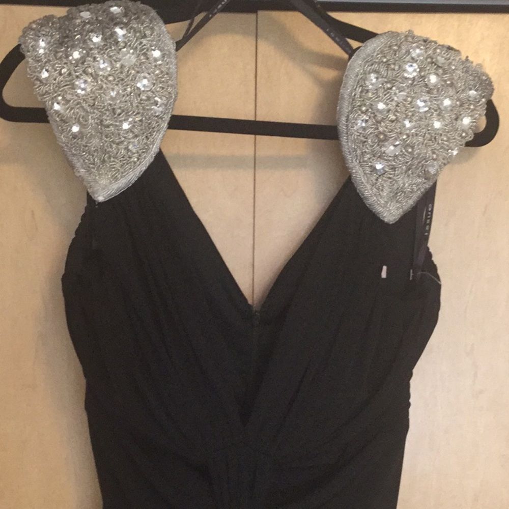 Issue New York Embellished Shoulder Holiday Dress - Picture 4 of 15